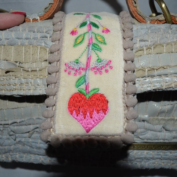 $430 Kooreloo Gray Embroidered Detail Chain Strap Shoulder Crossbody Han… - Picture 8 of 9